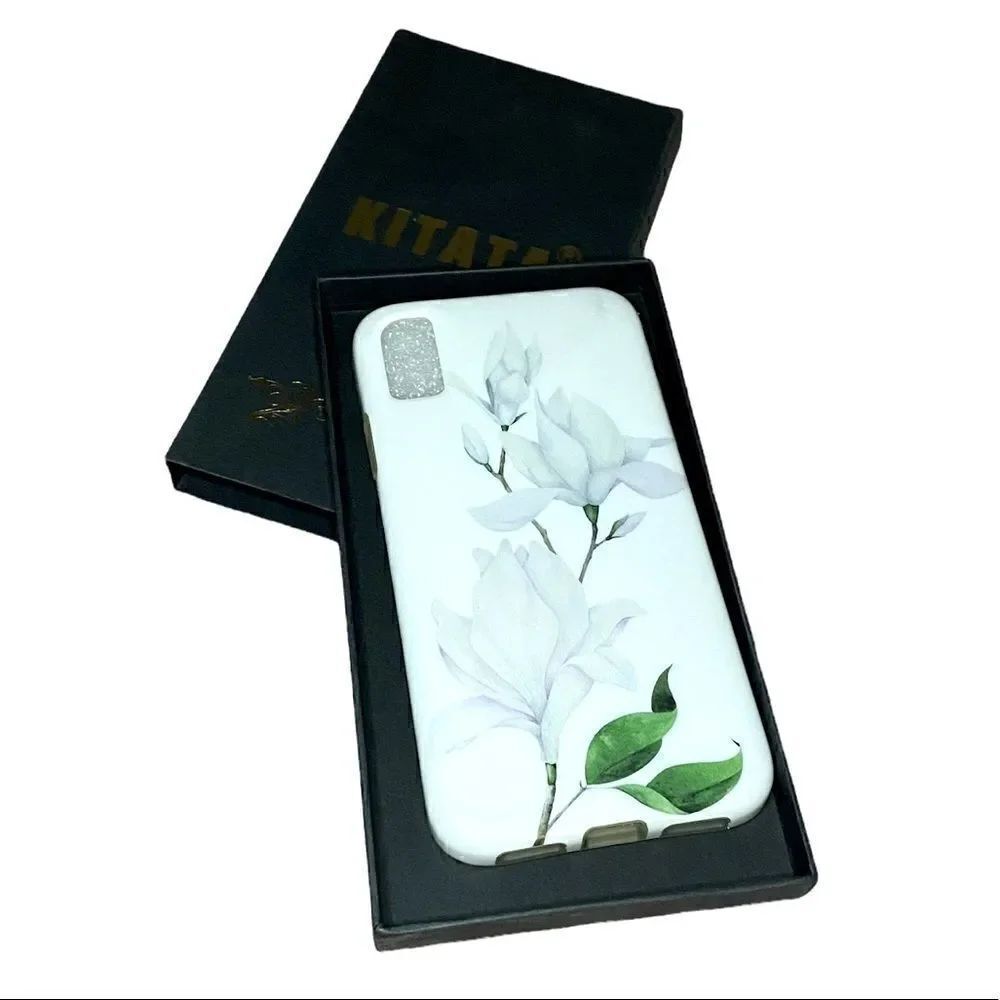 iPhone X/ Xs White Flower Cell Phone Case